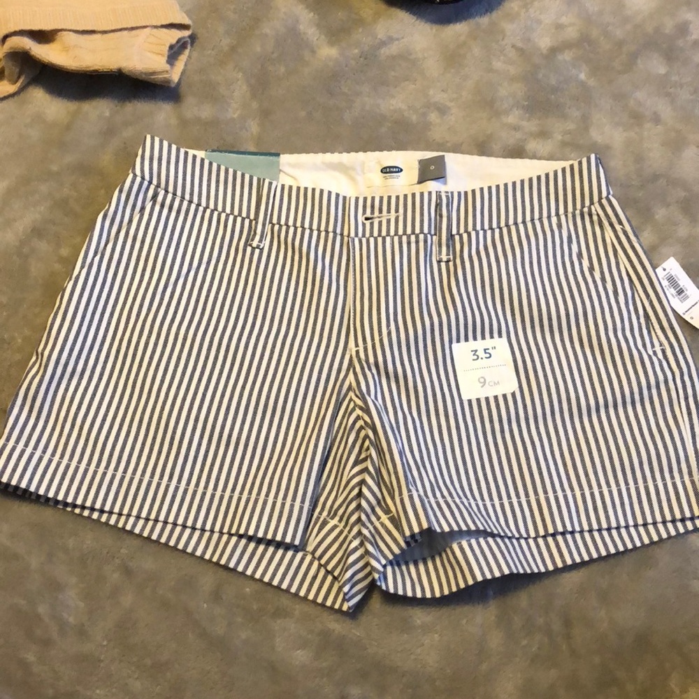 Old navy shorts